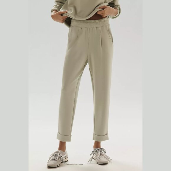 NEW Varley - Size Medium, Women's The Rolled Cuff Pants - Light Green - Picture 2 of 4